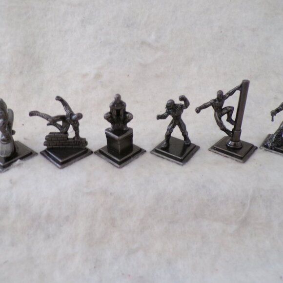 6 Spiderman Monopoly Game Tokens Metal Pieces 2006 Collectible - Picture 1 of 8